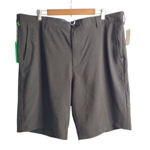 IZOD Men Black Gold Shorts Swing Flex Waistband Stretch Straight Fit Size 40 NWT